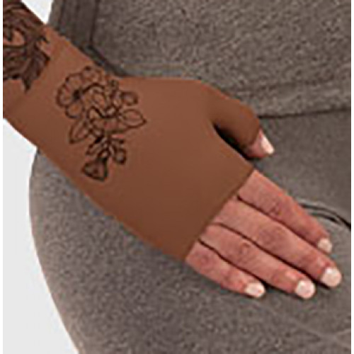  
Signature Print Pattern: Koi Henna (Chestnut background)